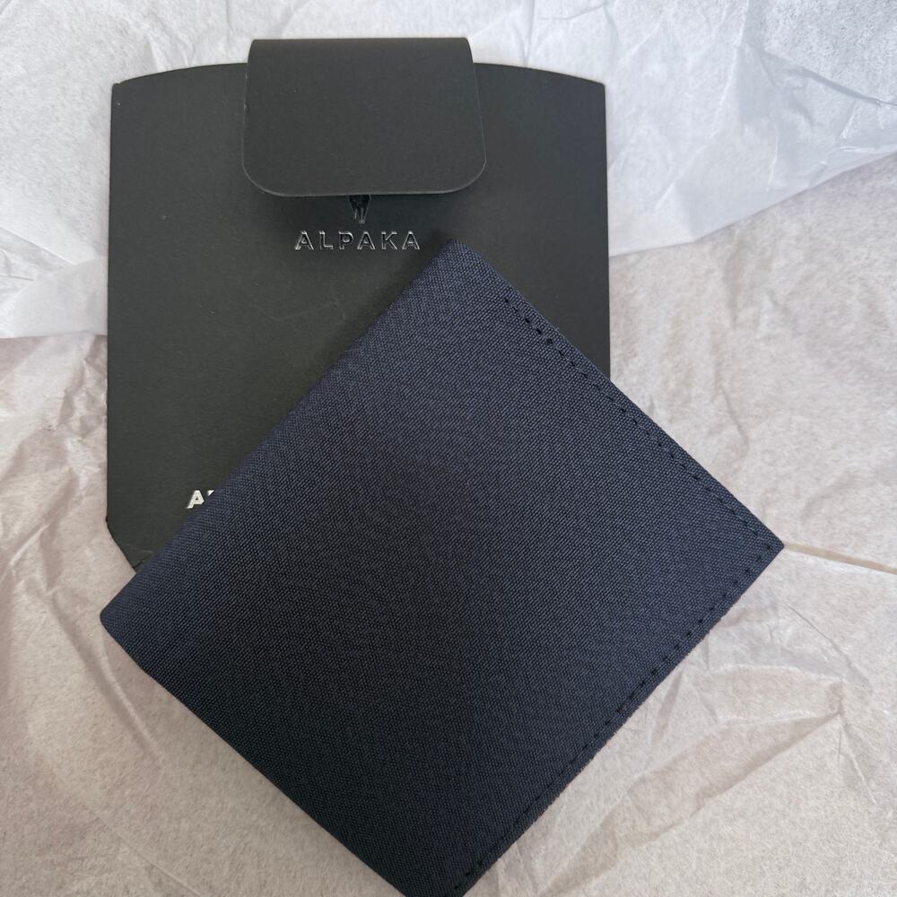 Alpaka Ark Cash Wallet Blue New in box - Picture 6 of 6